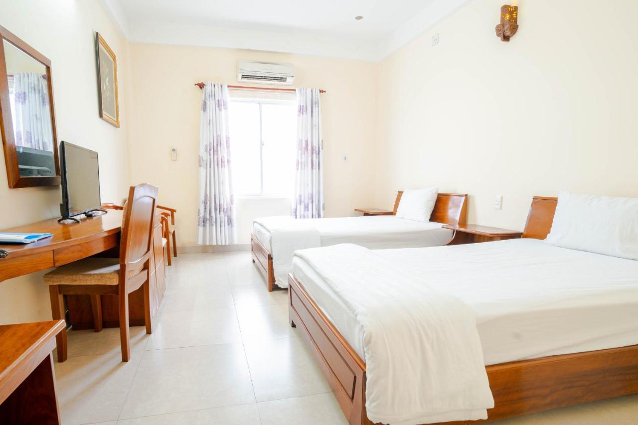 Thanh Lan Riverside Hotel Da Nang Exterior photo