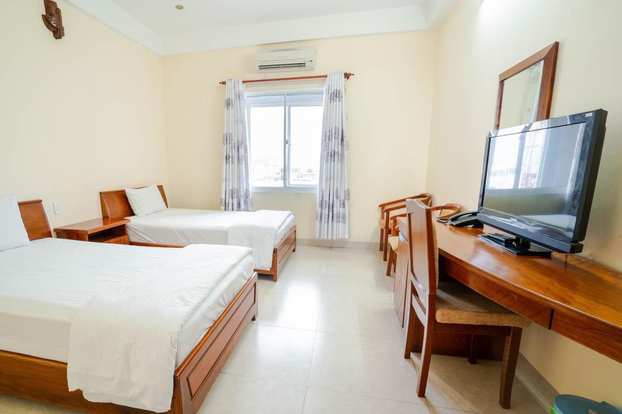 Thanh Lan Riverside Hotel Da Nang Exterior photo